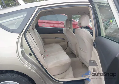 2004 Toyota Prius from USA, damaged, VIN JTDKB20U540086770